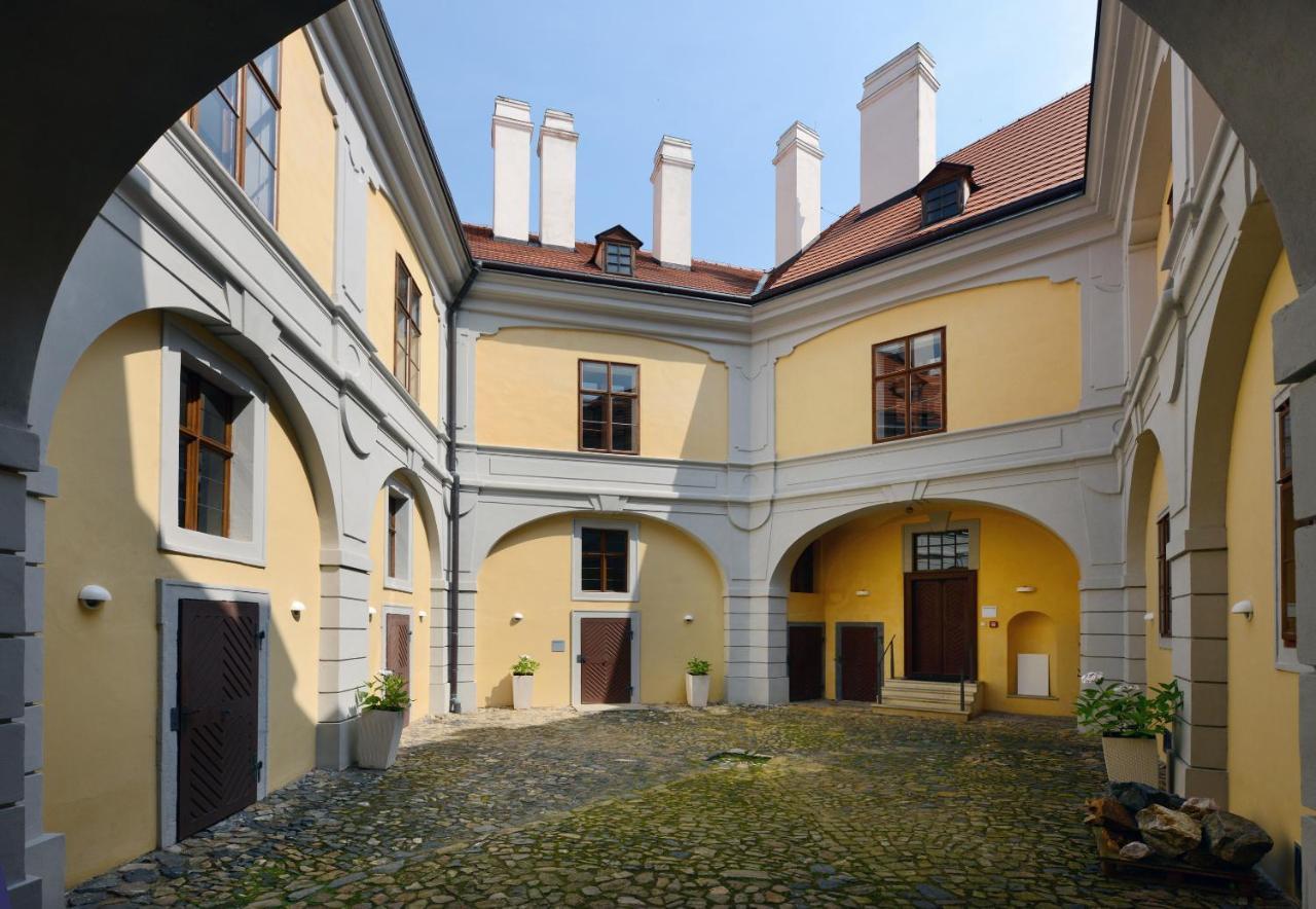 Pytloun Chateau Hotel Ctenice Prague Luaran gambar