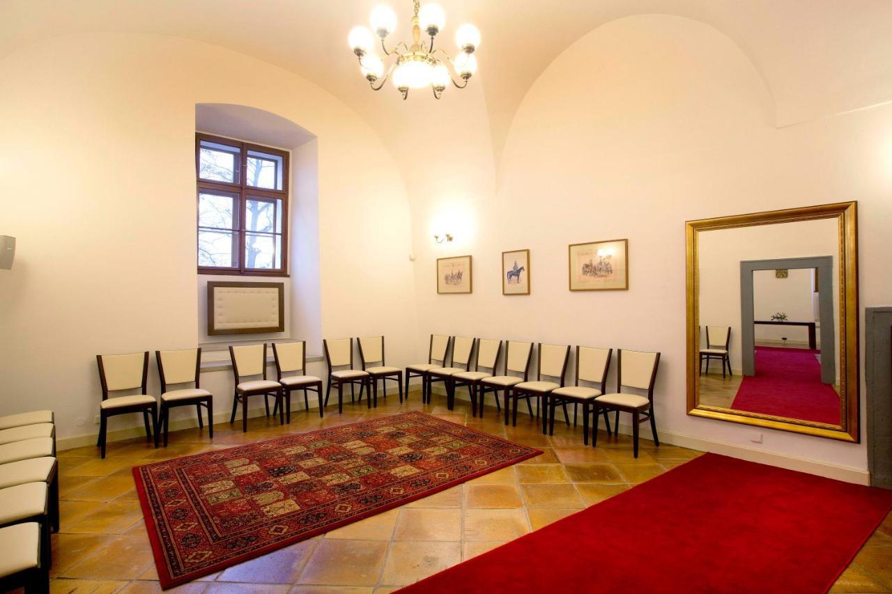 Pytloun Chateau Hotel Ctenice Prague Luaran gambar